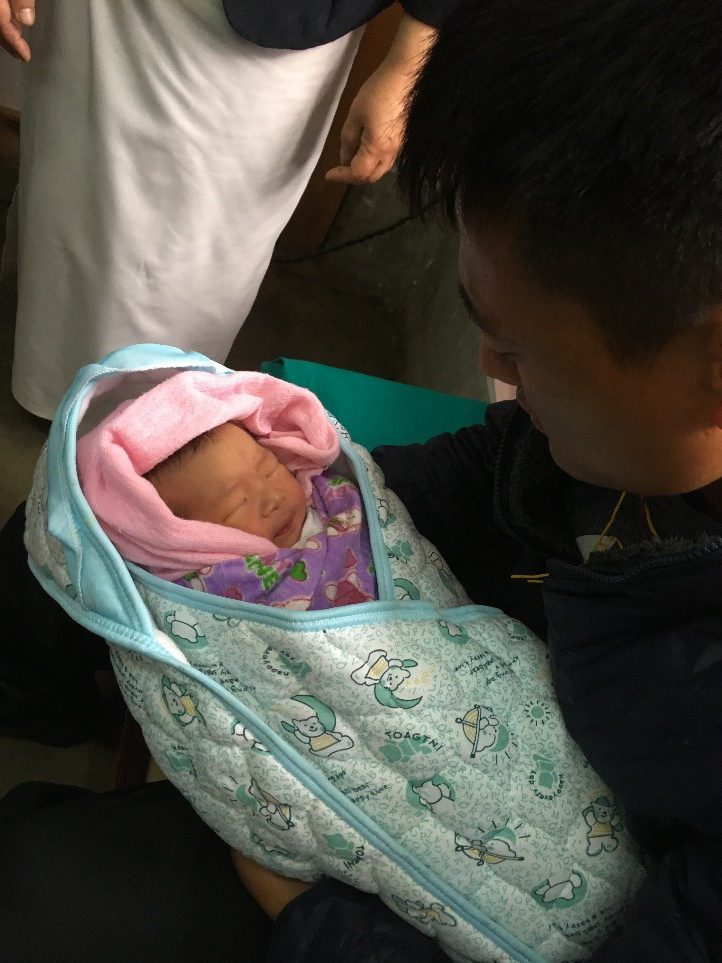 ブータン　病院　新生児2