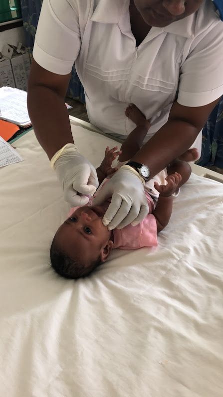 赤ちゃん　ワクチン接種